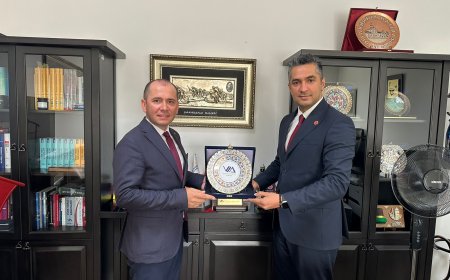 Vergi Müfettişleri Derneğinden Gelir İdaresi Başkanlığında Görev Yapan Vergi Müfettişi Kökenli Üyelerine Anlamlı Ziyaret